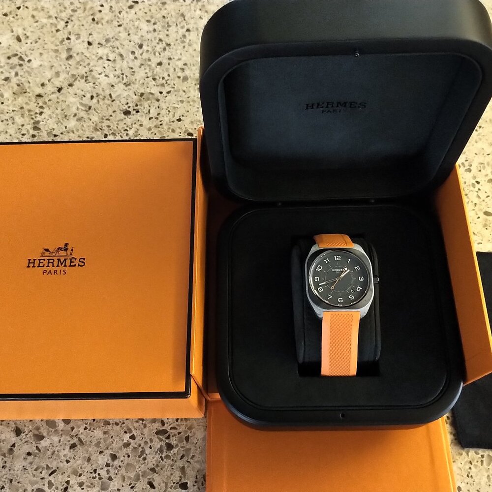 Hermès H08 watch, 42 mm Glass Fiber Automatic Winding (pre-owned)